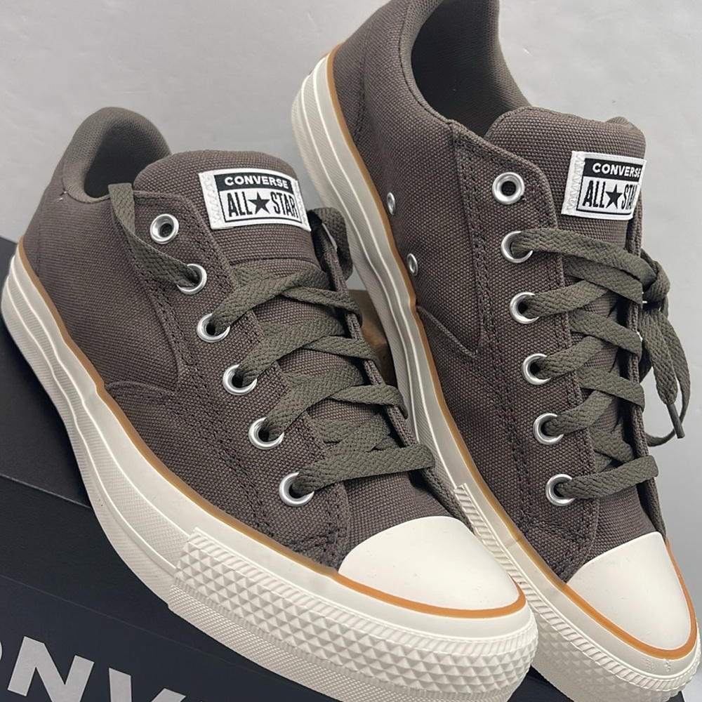 Converse Men’s Sneakers A13785F
CTAS MALDEN STREET OX TRUFFLE/EGRET/HONEY - Picture 6 of 16